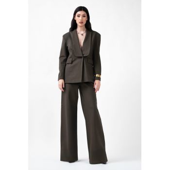 Costum khaki cu sacou si pantaloni drepti