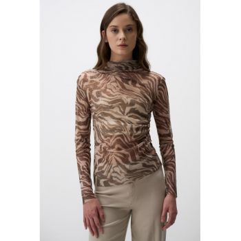 Bluza de plasa cu model animal print