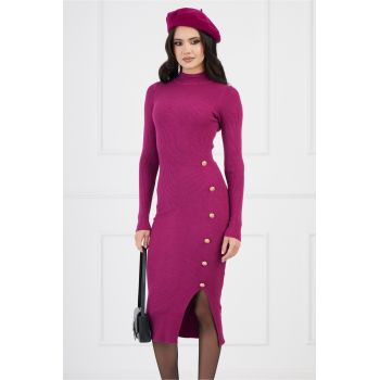 Rochie Valeria magenta din tricot cu nasturi pe fusta