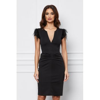 Rochie Ella Collection Any eleganta din stofa neagra cu pene la umeri fronseuri in fata