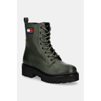 Tommy Jeans bocanci de piele TJW URBAN LACE UP BOOT femei, culoarea verde, cu toc plat, EN0EN02628