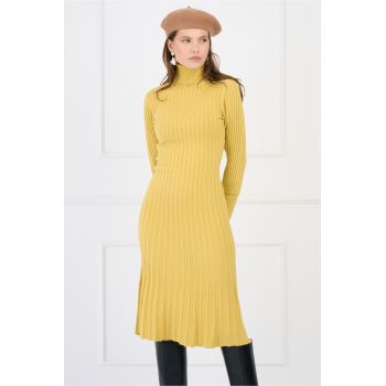 Rochie casual din tricot reiat galbena cu guler