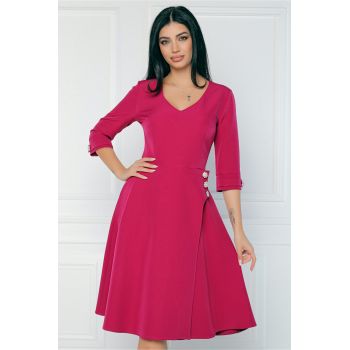 Rochie office din stofa magenta cu nasturi in talie