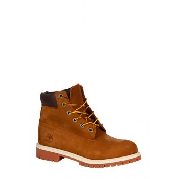 Timberland bocanci din piele întoarsă 6 In Classic Boot FTC femei, culoarea maro, izolare usoara