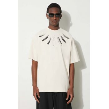 Marcelo Burlon tricou din bumbac Collar Feathers Over bărbați, culoarea bej, cu imprimeu, CMAA054S24JER0060C10