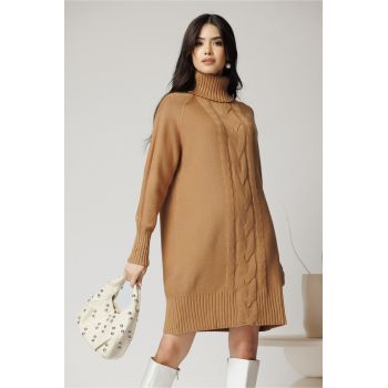 Rochie casual din tricot maro camel cu guler inalt si model impletit