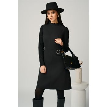 Rochie Moze office din stofa neagra cu maneci din tricot si catarama in talie