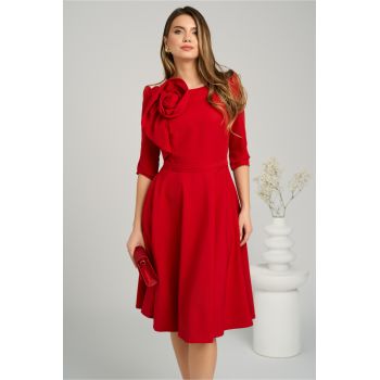 Rochie office din stofa rosie cu floare pe bust