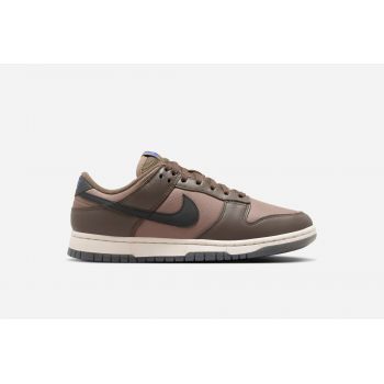 W Dunk Low