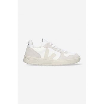 Veja sneakers culoarea alb