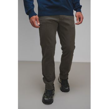 Pantaloni chino cu talie medie Chino