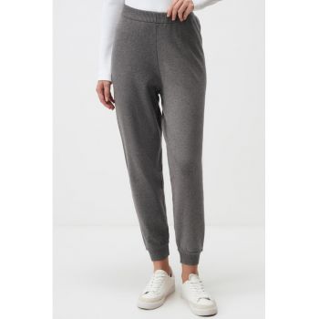 Pantaloni relaxed fit din tricot