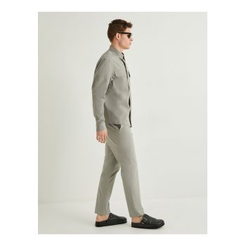 Pantaloni chino cu buzunare oblice