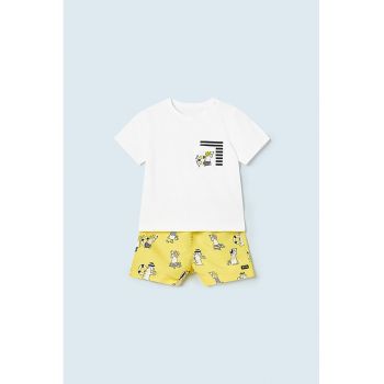 Set de pantaloni scurti si tricou cu imprimeu - 2 piese