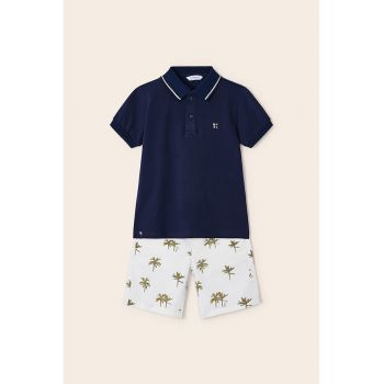 Set de pantaloni scurti cu imprimeu si tricou polo