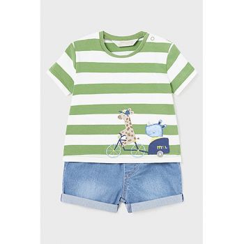 Set de tricou in dungi si pantaloni scurti