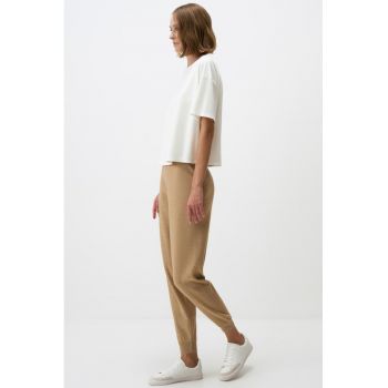 Pantaloni relaxed fit din tricot