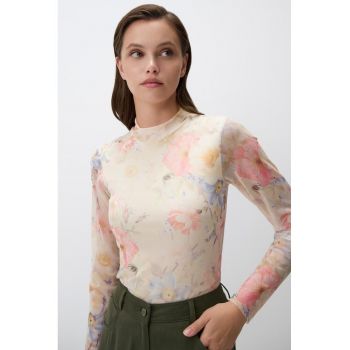 Bluza cu model floral