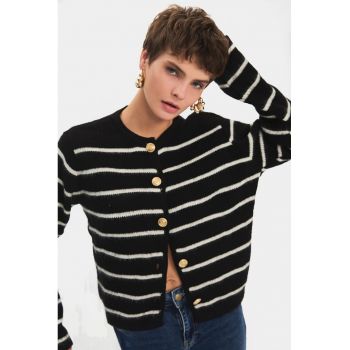 Cardigan cu model in dungi