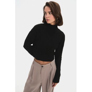 Pulover crop din tricot cu aspect incrucisat