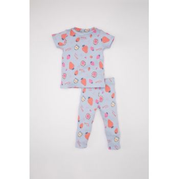 Pijama cu design grafic si model cu fructe - 2 piese