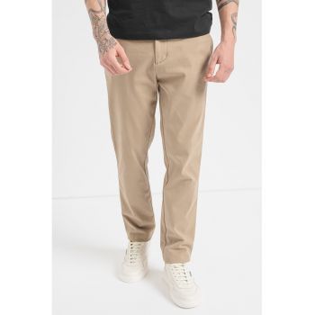 Pantaloni chino slim fit