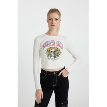 Bluza crop cambrata cu decolteu la baza gatului