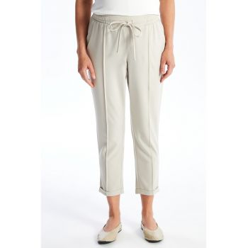 Pantaloni crop cu croiala conica