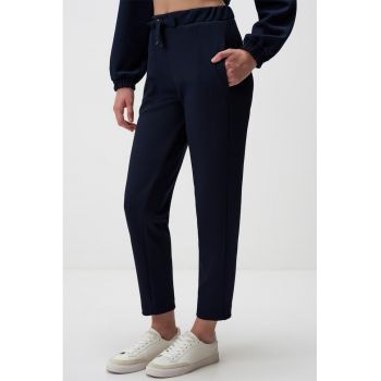 Pantaloni crop de trening cu snur