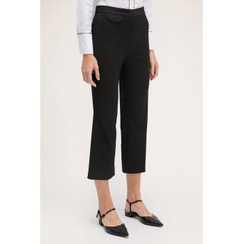 Pantaloni crop evazati