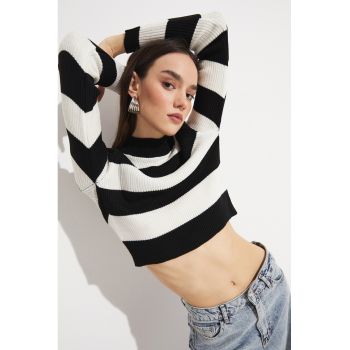 Pulover crop cu dungi