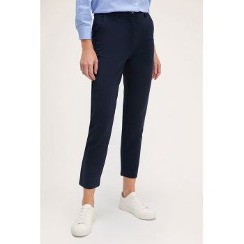 Pantaloni crop regular fit