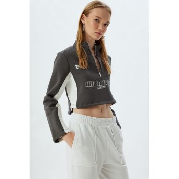 Bluza crop de trening cu detalii text