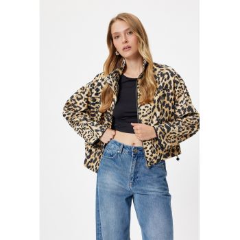 Jacheta cu animal print si maneci cazute