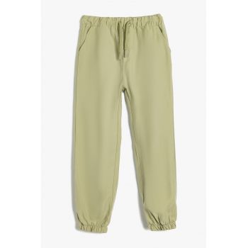 Pantaloni de trening cu buzunare laterale