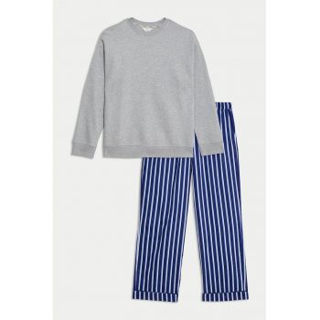 Pijama cu pantaloni lungi si dungi