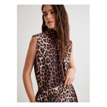 Top cu guler inalt si model animal print