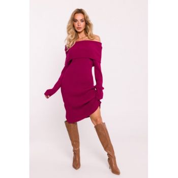 Rochie tricotata cu guler larg -