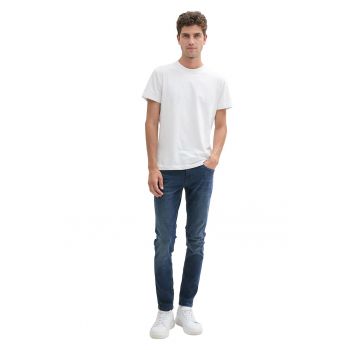 Blugi slim fit cu buzunare