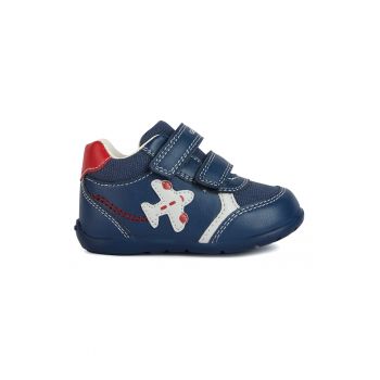 Pantofi sport de piele ecologica si material textil cu velcro