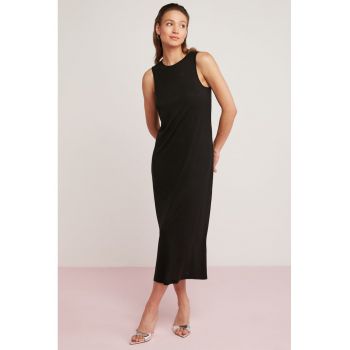 Rochie midi cu slit pe spate