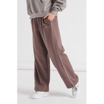 Pantaloni de trening relaxed fit cu buzunare laterale