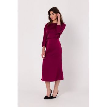 Rochie midi cu curea in talie -