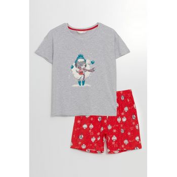 Pijama cu pantaloni scurti si tematica de Craciun