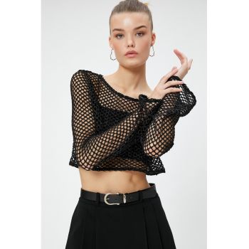 Bluza crop cu decupaje