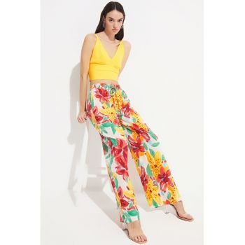 Pantaloni din amestec de in cu croiala ampla si model floral