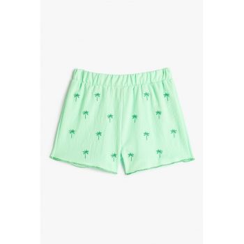 Pantaloni scurti cu detalii tropicale cu broderie