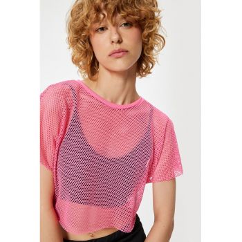 Tricou crop cu decolteu la baza gatului