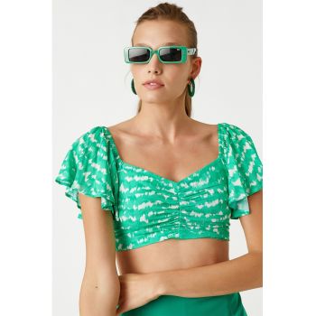 Bluza crop cu imprimeu grafic