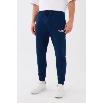 Pantaloni de trening din amestec de bumbac cu talie elastica